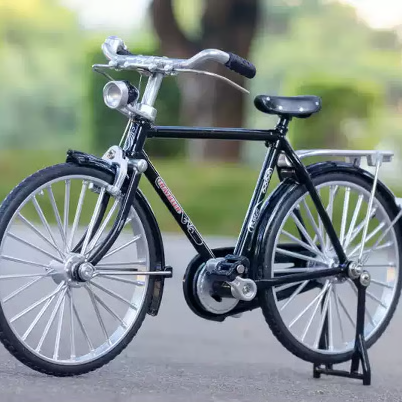🚴‍♂️✨ Retro Alloy Mini Bike Model – DIY Fun, Classic Style, Timeless Collectible